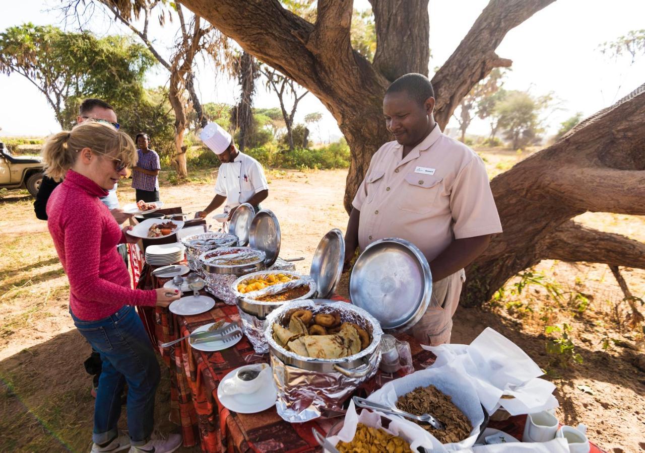 Elephant Bedroom Camp - Samburu Archers Post Eksteriør billede
